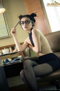 妈妈闺蜜住我家韩剧剧情介绍